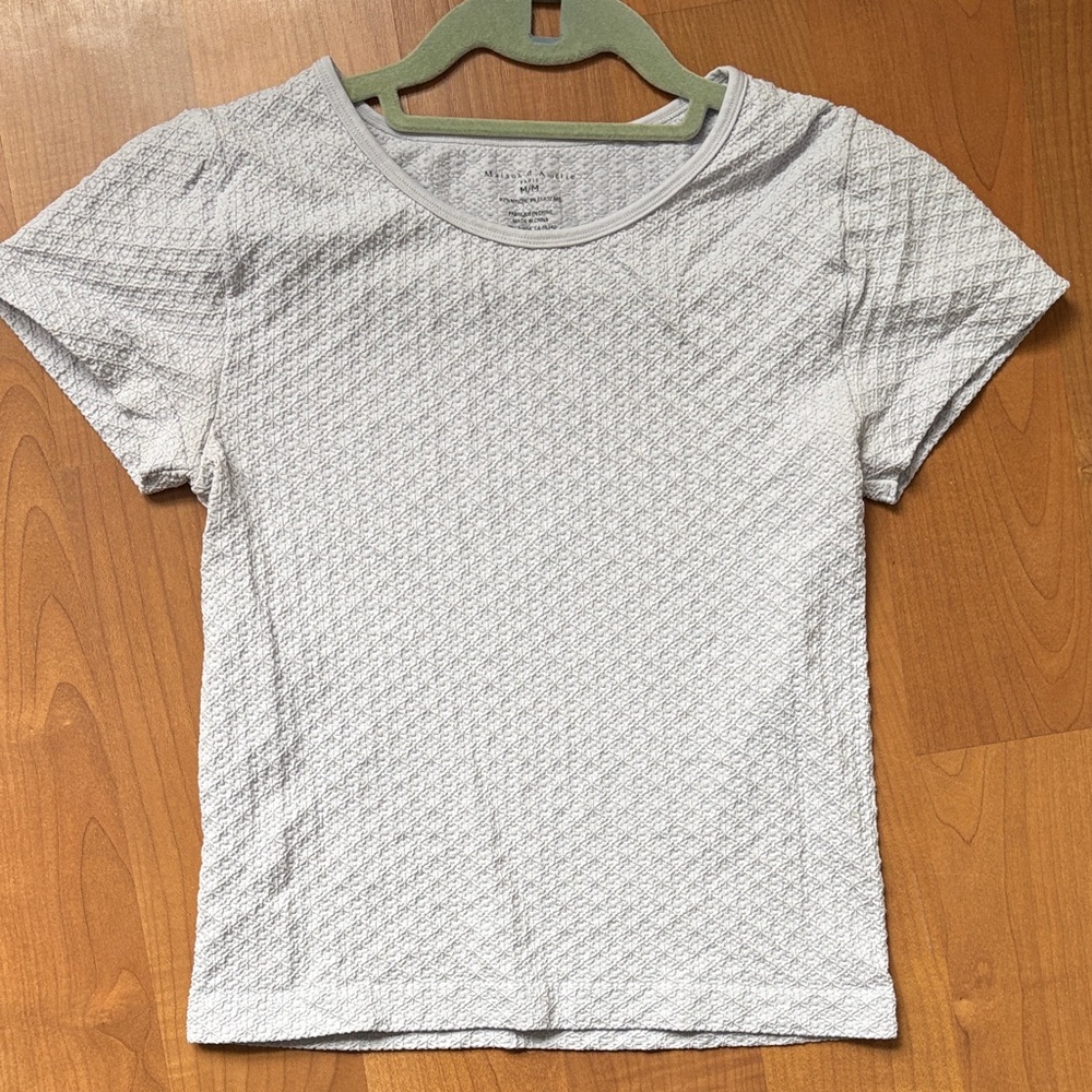 Maison D’Amelie Textured Short Sleeve Top